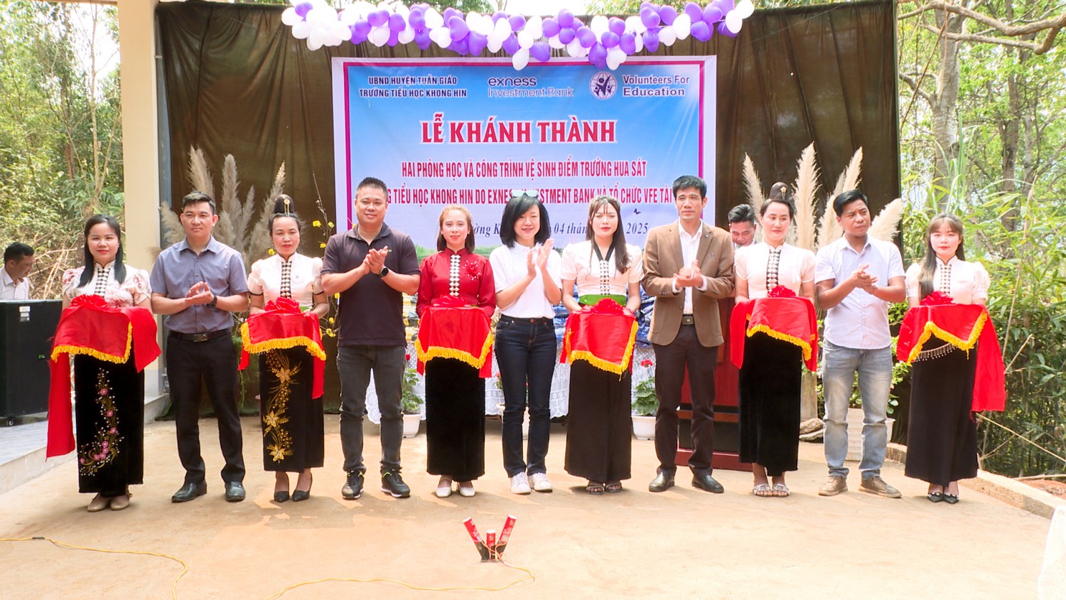 Lễ Khánh thành điểm trường Hua Sát trường tiểu học...