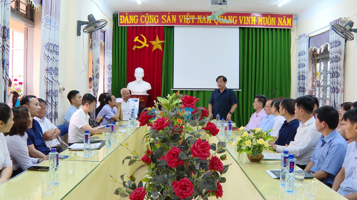 Lễ bàn giao cấp tỉnh hệ thống xử lý nước cho...