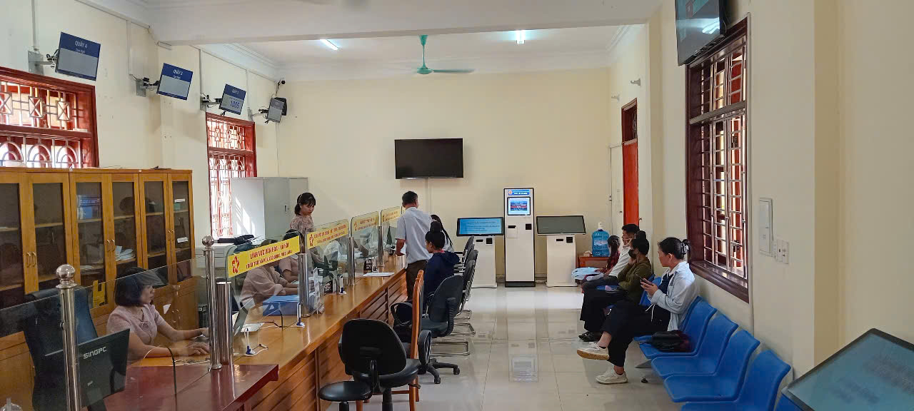 Trung tâm hành chính công xã Tuần Giáo phục phụ...