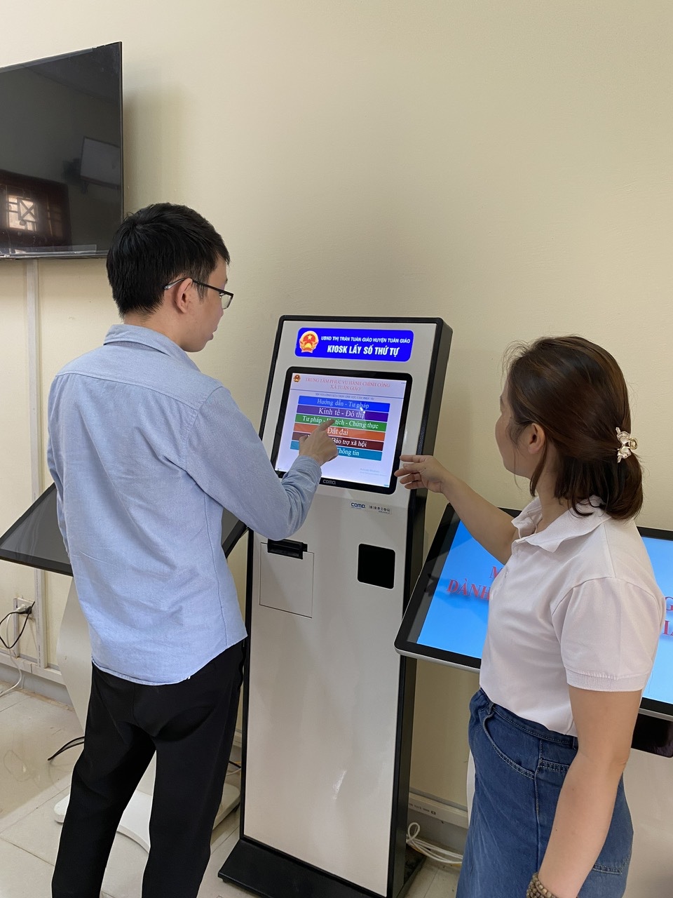 Trung tâm hành chính công xã Tuần Giáo những ngày...