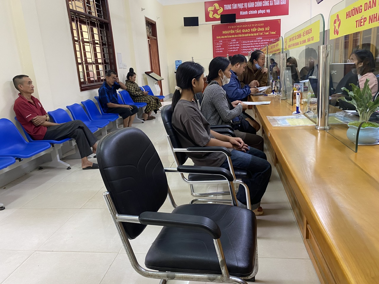 Trung tâm hành chính công xã Tuần Giáo nhiệt tình,...